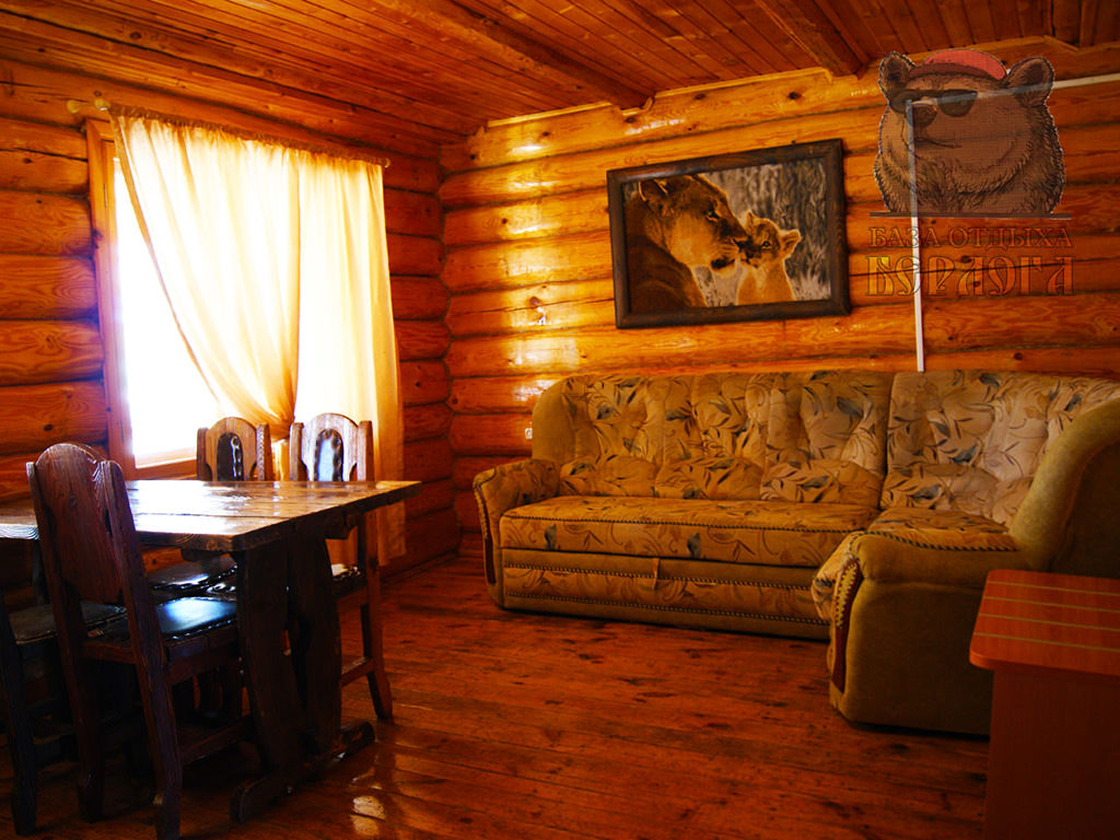 SRUB GOSTEVOY – GOSTINNAYA