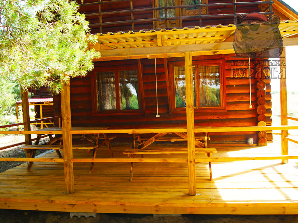 SRUB GOSTEVOY  – VERANDA